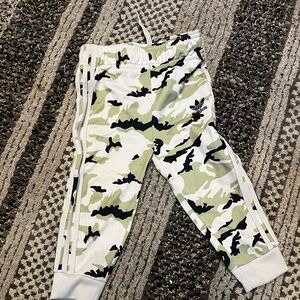 Adidas pants camo